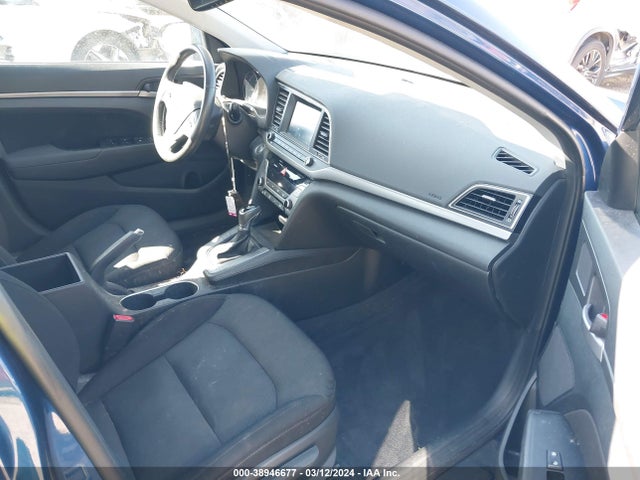 Hyundai Elantra Value Edition 2017 5NPD84LF9HH118516 Image 5