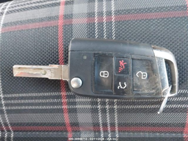 3VW5T7AU7FM003990 Volkswagen Golf Gti 2.0t S 4-door