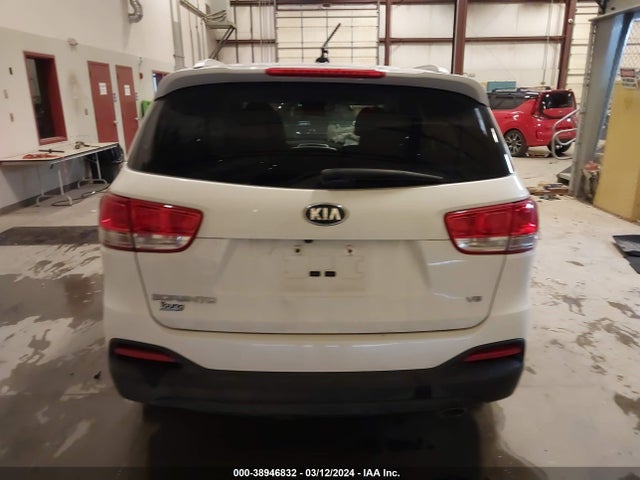 KIA Sorento 3.3l Lx 2018 5XYPGDA53JG404451 Image 16