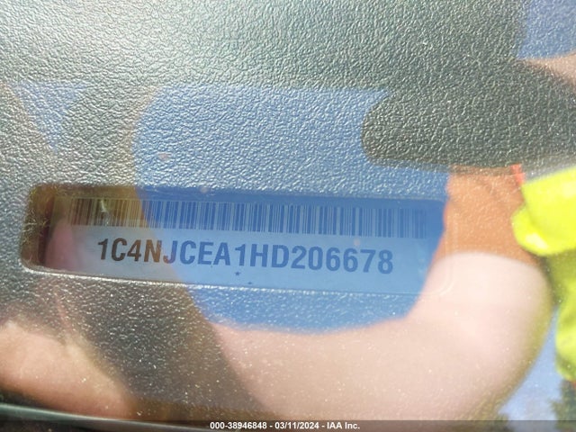 1C4NJCEA1HD206678 Jeep Compass Latitude Fwd