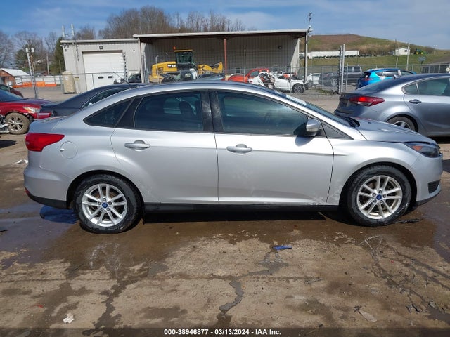 Ford FOCUS SE 2016 1FADP3F21GL359363 Image 13