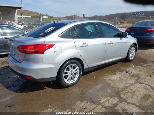 Ford FOCUS SE 2016 1FADP3F21GL359363 Image 4