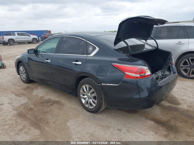 Nissan Altima 2.5 S 2015 1N4AL3AP3FN862574 Image 3