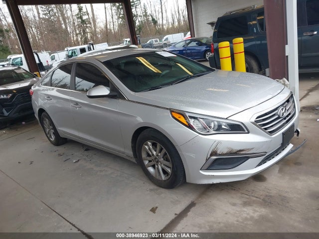 Hyundai SONATA SE 2016 5NPE24AF1GH384961 Image 1