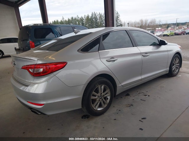 Hyundai SONATA SE 2016 5NPE24AF1GH384961 Image 4