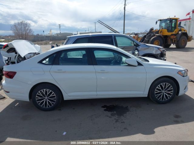 3VWN57BU2MM081017 Volkswagen Jetta 1.4t R-line/1.4t S