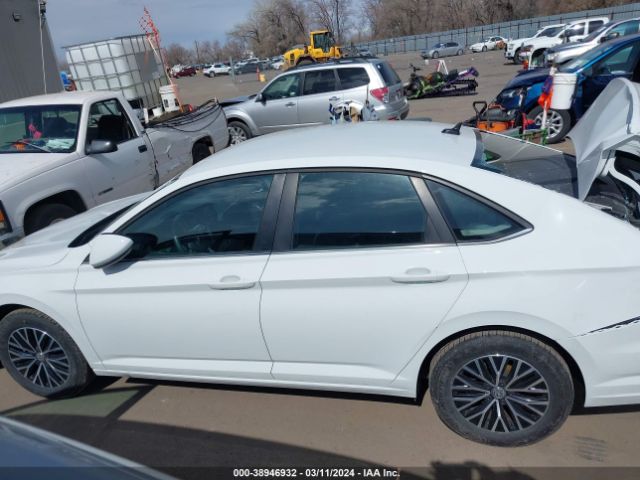 3VWN57BU2MM081017 Volkswagen Jetta 1.4t R-line/1.4t S