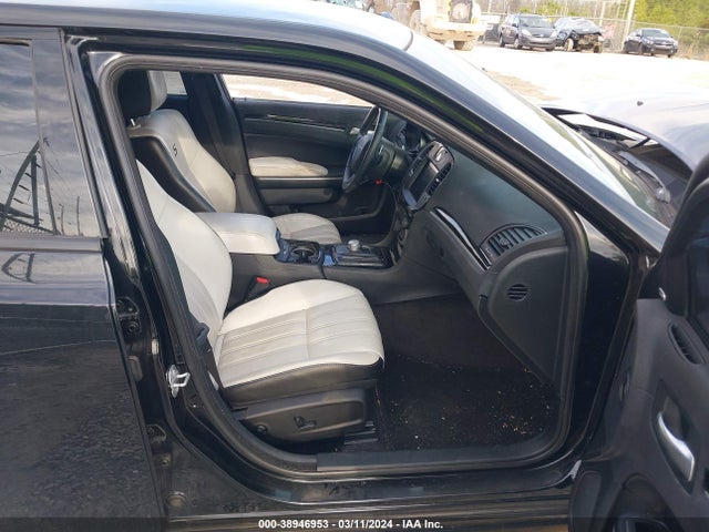 Chrysler 300 300s 2018 2C3CCABG4JH257944 Image 5