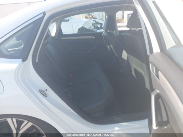 1VWSA7A33NC007387 Volkswagen Passat 2.0t Se
