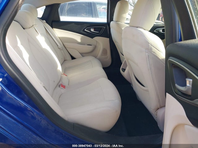 Chrysler 200 Limited 2016 1C3CCCAB0GN183875 Image 8
