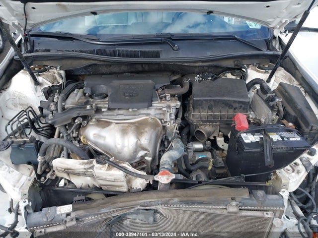 Toyota CAMRY LE 2016 4T4BF1FKXGR563065 Image 10