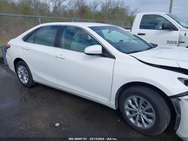Toyota CAMRY LE 2016 4T4BF1FKXGR563065 Image 13