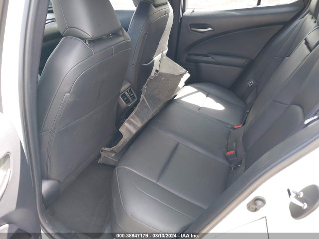 Lexus UX 200 2020 JTHX3JBHXL2031102 Image 8