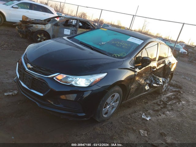 Chevrolet Cruze Ls Manual 2017 1G1BB5SM6H7116816 Image 2