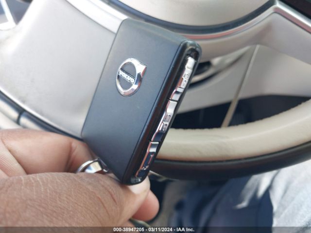 YV4A22PK8J1322718 Volvo Xc90 T6 Momentum