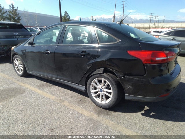 Ford FOCUS SE 2016 1FADP3F29GL337174 Image 3