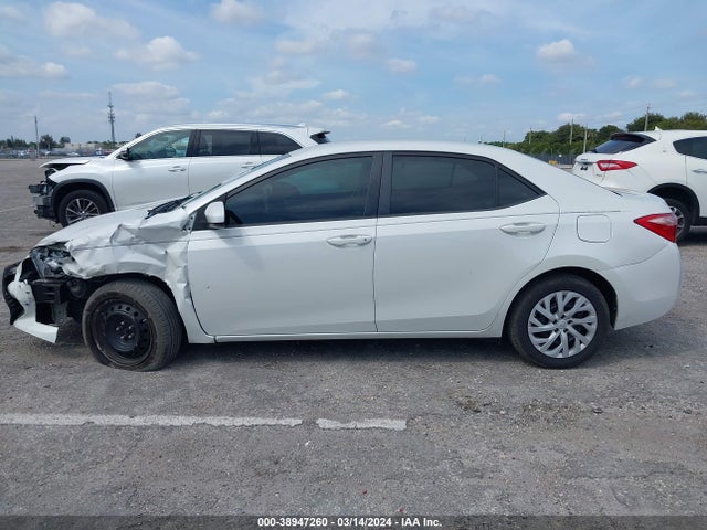 Toyota COROLLA LE 2019 5YFBURHE1KP877655 Image 14