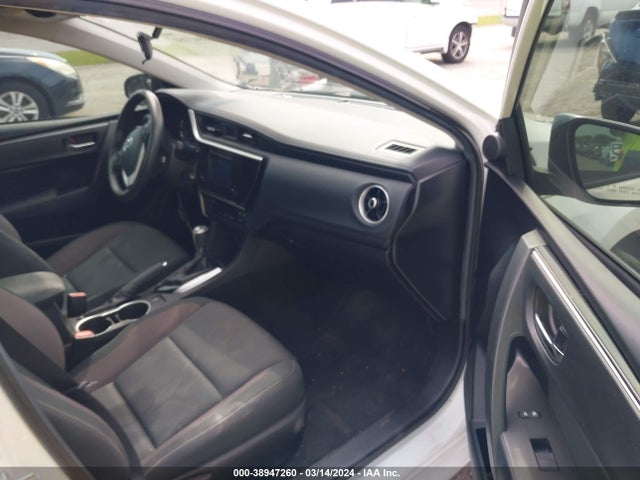 Toyota COROLLA LE 2019 5YFBURHE1KP877655 Image 5