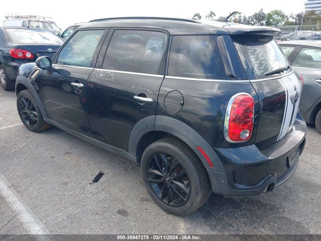 2013 MINI COUNTRYMAN WMWZC3C55DWP21809 Photo 2