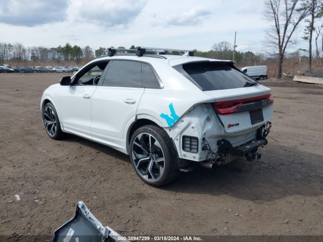 2021 AUDI RS Q8 WU1ARBF1XMD024619 Photo 2