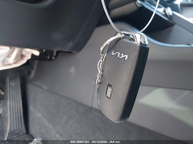 KIA K5 EX 2024 5XXG34J23RG251023 Image 11
