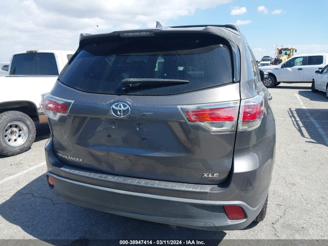 Toyota Highlander Xle V6 2015 5TDKKRFH8FS063311 Image 16