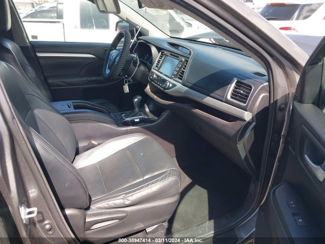 Toyota Highlander Xle V6 2015 5TDKKRFH8FS063311 Image 5