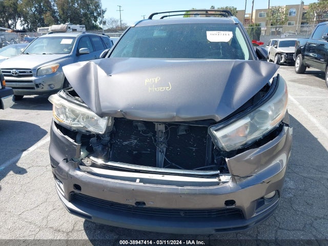 Toyota Highlander Xle V6 2015 5TDKKRFH8FS063311 Image 6