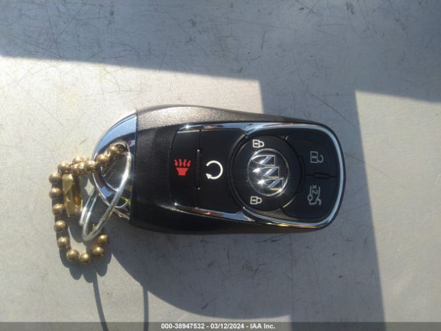 1G4ZR5SS9HU138919 Buick Lacrosse Premium