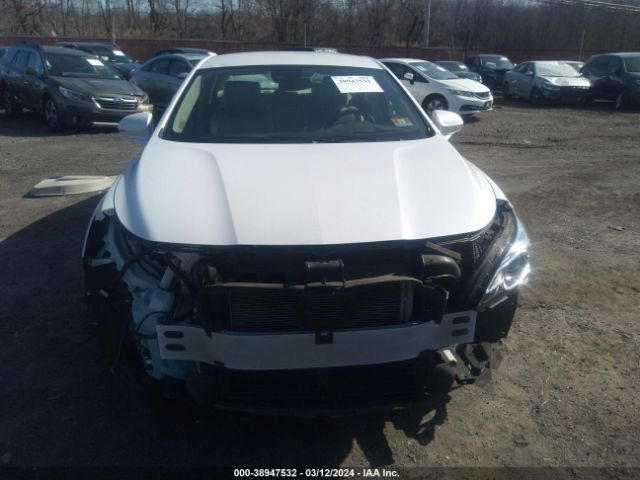 1G4ZR5SS9HU138919 Buick Lacrosse Premium