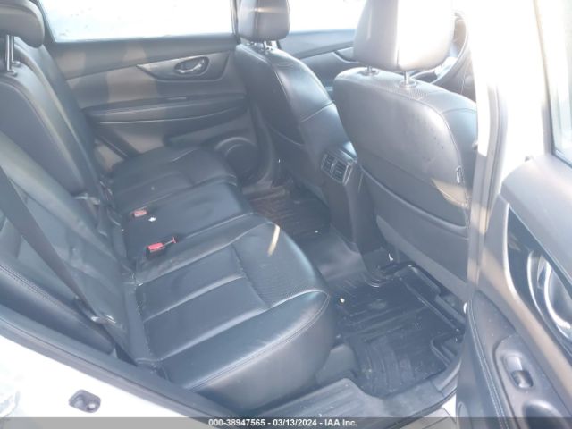 5N1AT2MV2FC813985 Nissan Rogue Sl