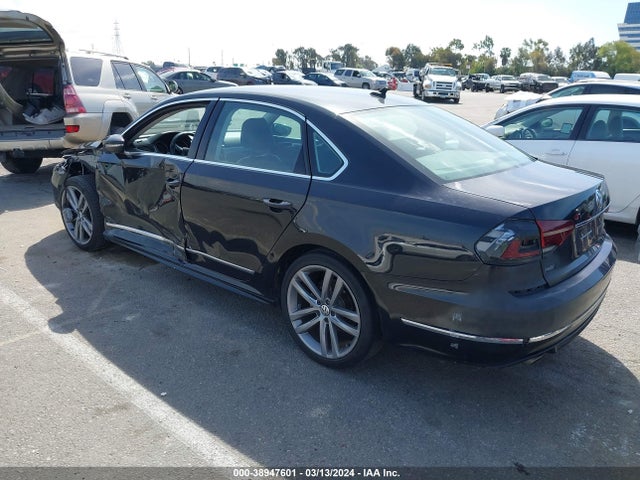 1VWDT7A38HC017579 Volkswagen Passat 1.8t R-line