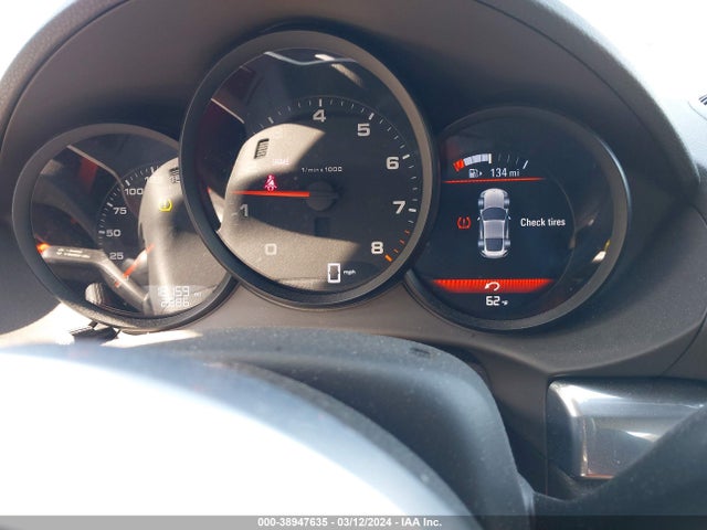 2018 PORSCHE 718 CAYMAN WP0AA2A82JK262691 Photo 6