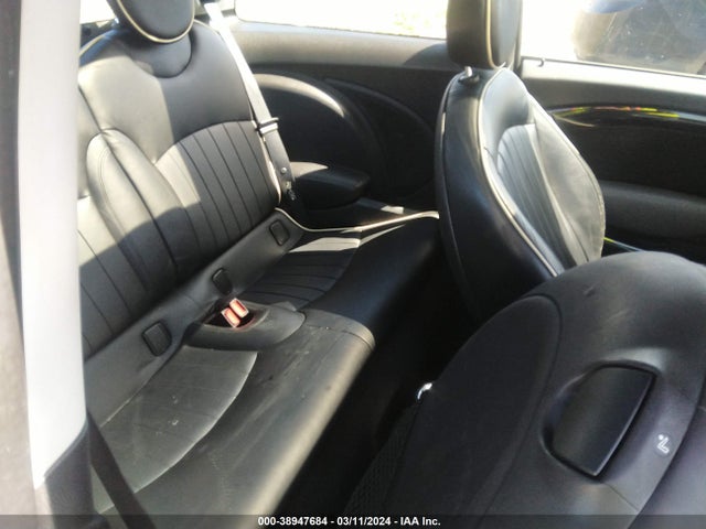 2007 MINI COOPER S WMWMF73537TL84510 Photo 7