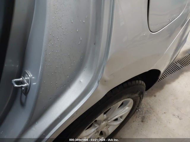 Chevrolet EQUINOX LT 2019 2GNAXKEV0K6200040 Image 6