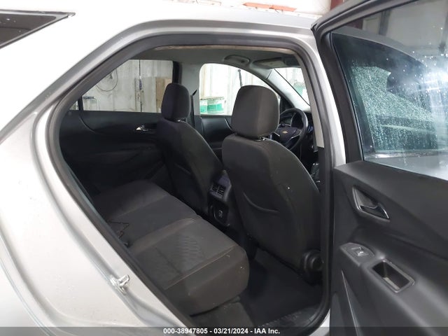 Chevrolet EQUINOX LT 2019 2GNAXKEV0K6200040 Image 8