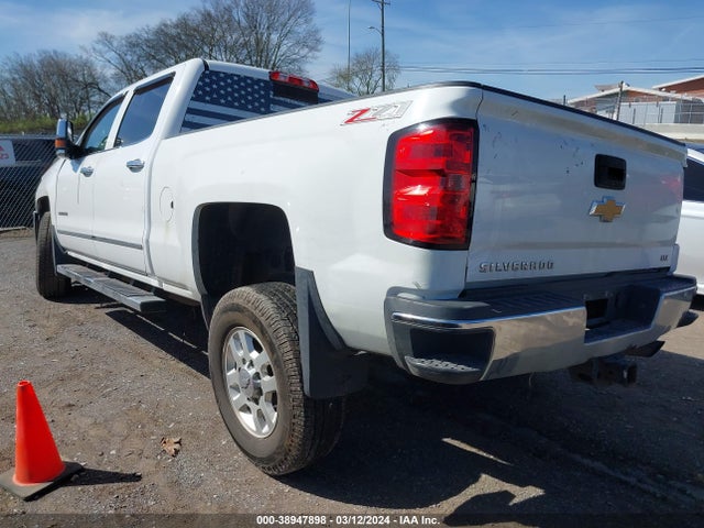 Chevrolet Silverado 2500hd Ltz 2015 1GC1KWEG3FF571284 Image 3