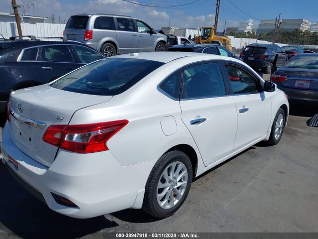 Nissan SENTRA SV 2018 3N1AB7AP4JL660262 Image 4