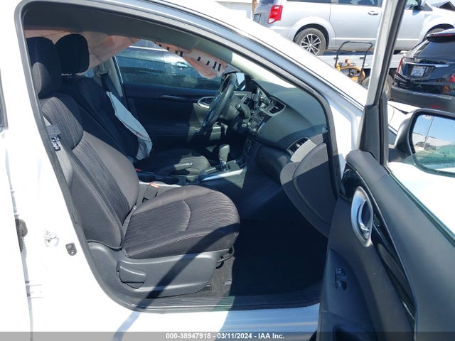 Nissan SENTRA SV 2018 3N1AB7AP4JL660262 Image 5