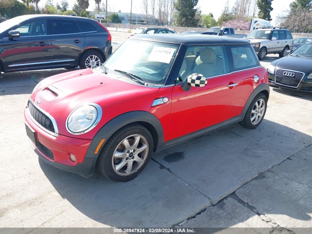 2010 MINI COOPER S WMWMF7C50ATW88997 Photo 1