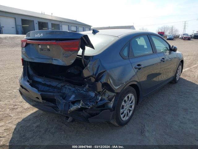 3KPF24AD4NE498974 KIA FORTE FE
