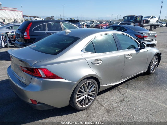 Lexus IS 300 2016 JTHCM1D21G5006274 Image 4