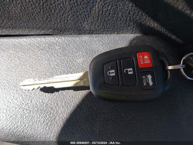 Aukcja sprzedaży 2014 Toyota Camry Se, vin: 4T1BF1FK7EU812350, numer aukcji: 38948201