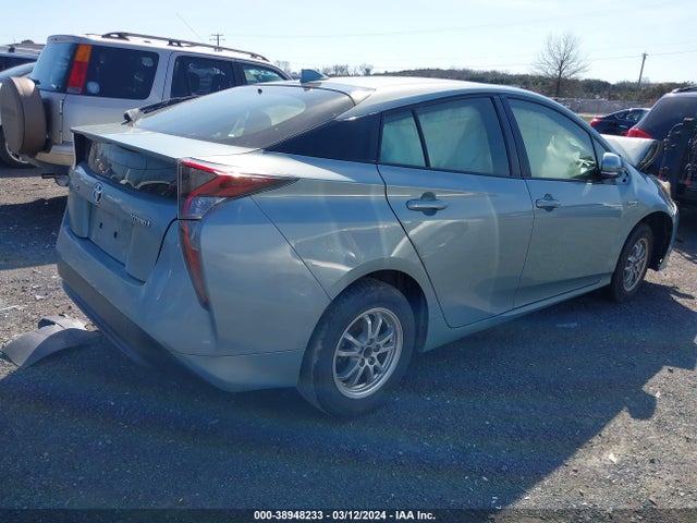 Toyota Prius Two 2016 JTDKBRFU3G3514855 Image 4