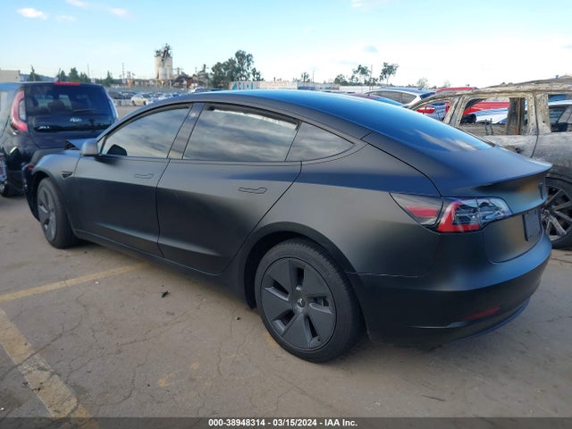 Tesla Model 3 Rear-wheel Drive 2022 5YJ3E1EA2NF359803 Image 3