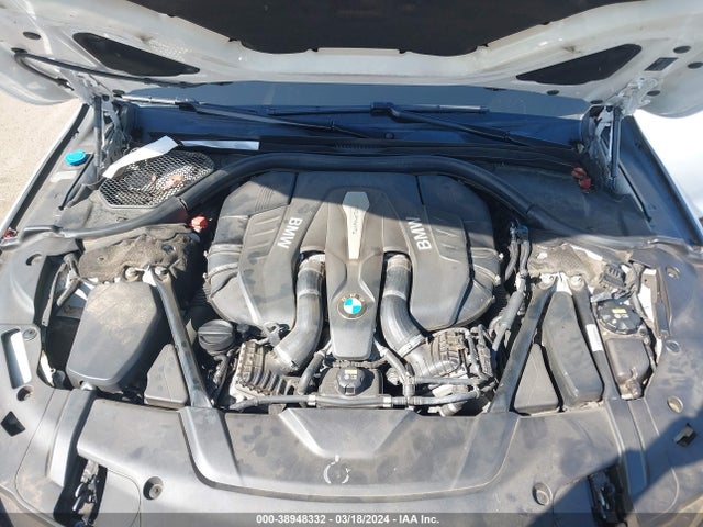 BMW 750i 2016 WBA7F0C59GGL99137 Image 10