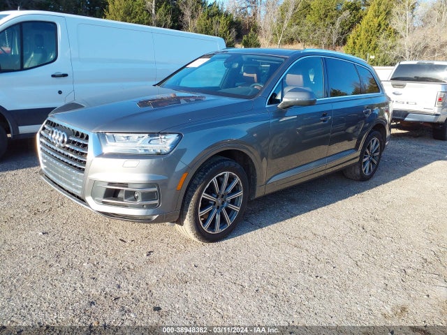 Audi Q7 3.0t Premium 2017 WA1LAAF78HD054407 Image 2