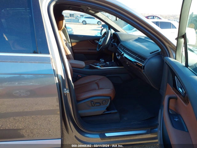 Audi Q7 3.0t Premium 2017 WA1LAAF78HD054407 Image 5
