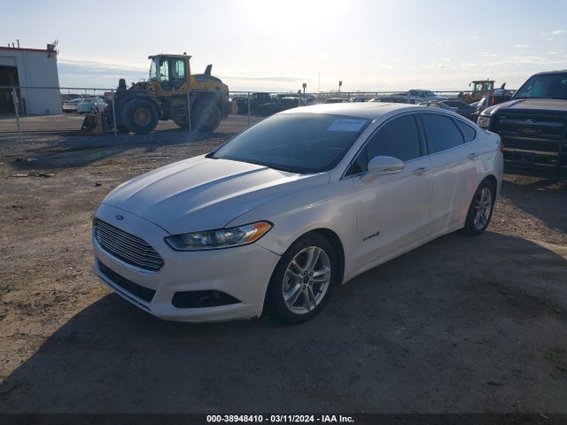 Ford Fusion Hybrid Titanium 2016 3FA6P0RU0GR143252 Image 2