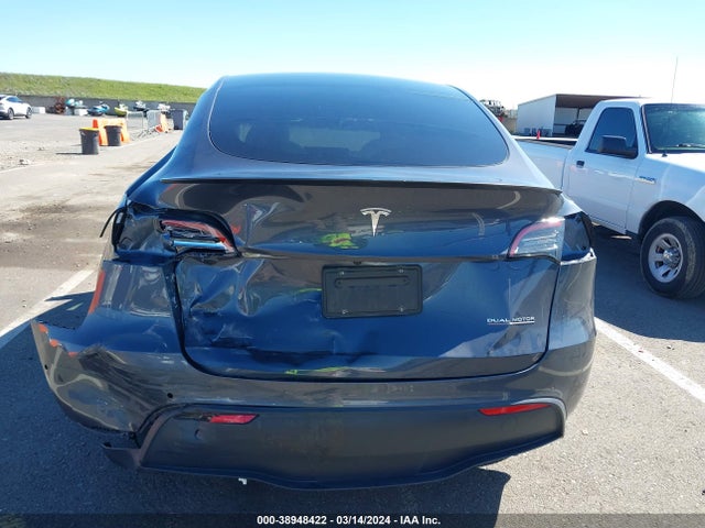 7SAYGDEF2NF344301 Tesla Model Y Performance Dual Motor All-wheel Drive